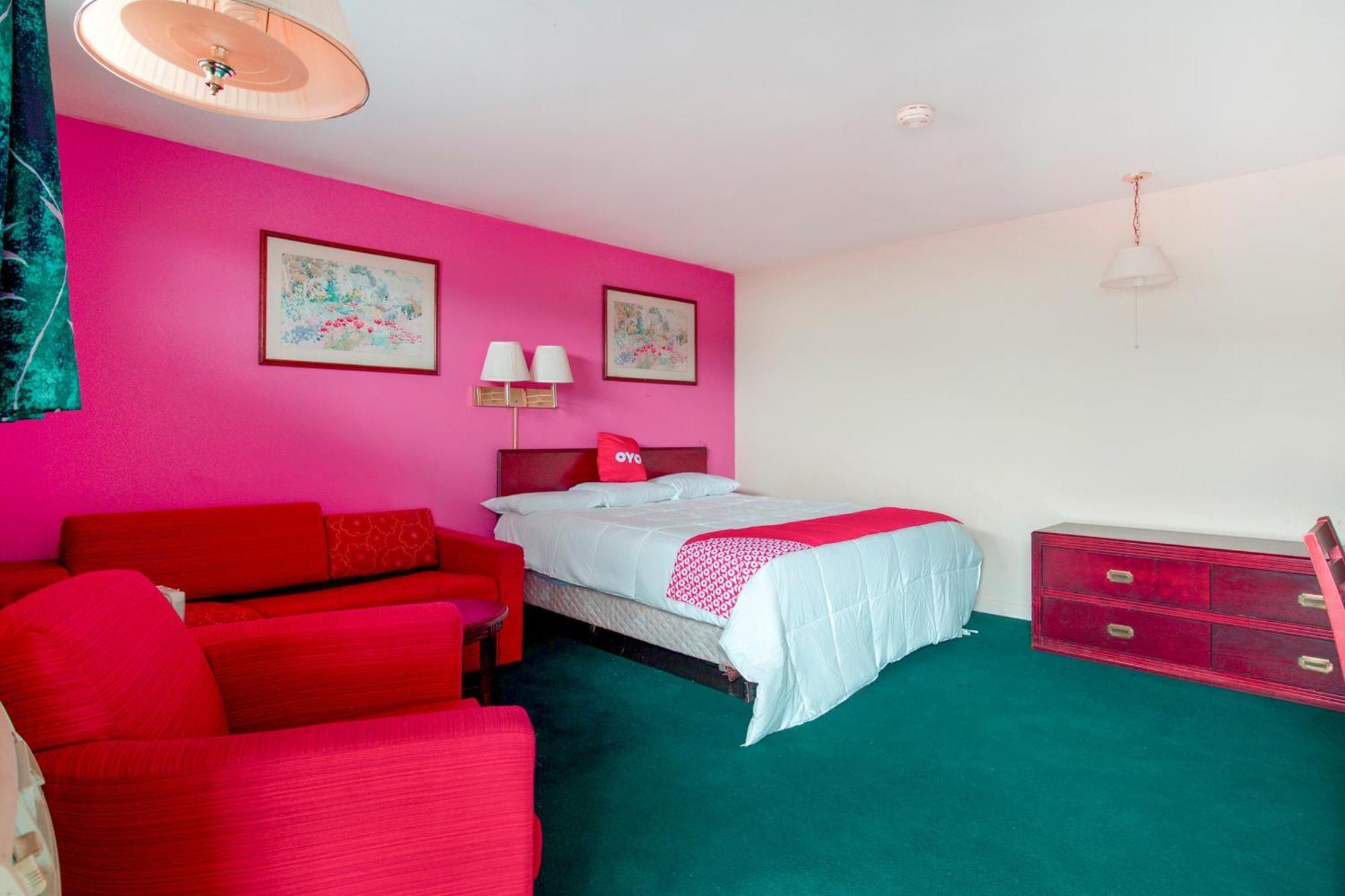 Oyo Hotel Dalton Pa I-81 Craig Экстерьер фото